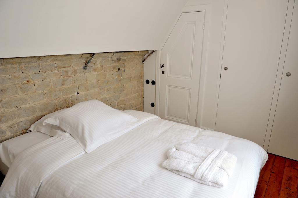 Guesthouse Bernardin Antwerpen Værelse billede